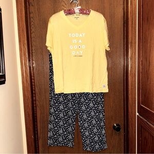 Life Is Good XL pajamas ‘Today is ’ Soft yellow Top And navy bottom with flowers